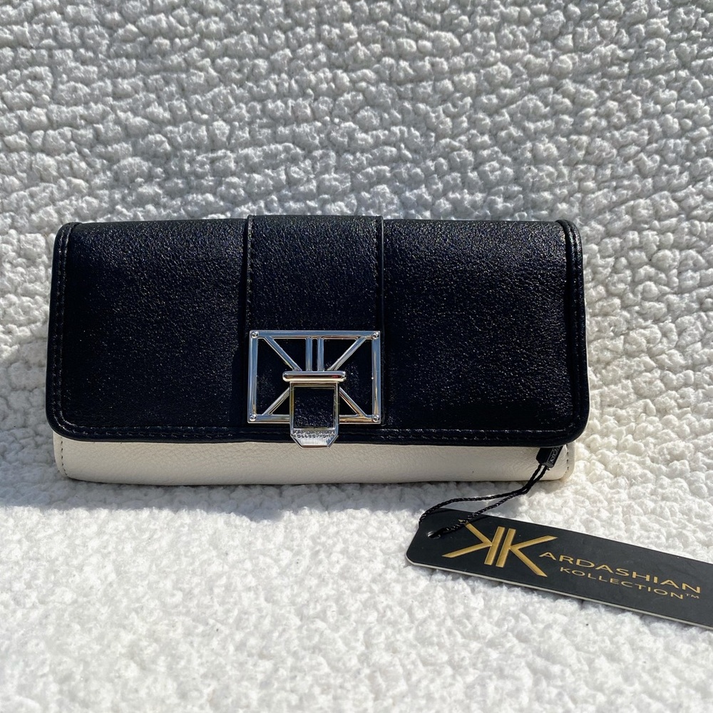NWT KARDASHIAN KOLLECTION COLOR BLOCK ACCORDION WALLET